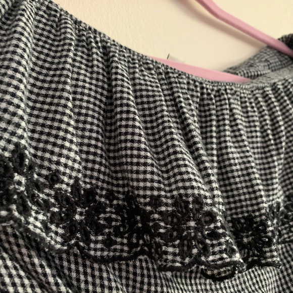 American Eagle gingham romper with pockets - Picture 5 of 5